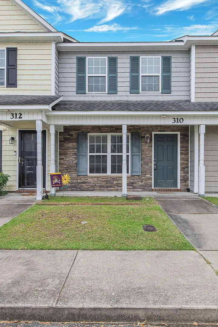 Affordable two bedroom — Photo 1