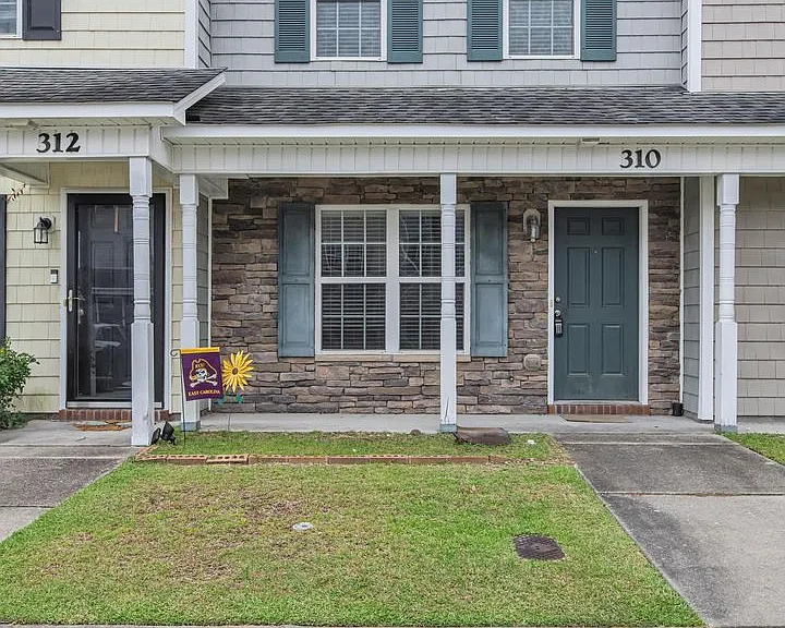 310 Caldwell Loop — Photo 1