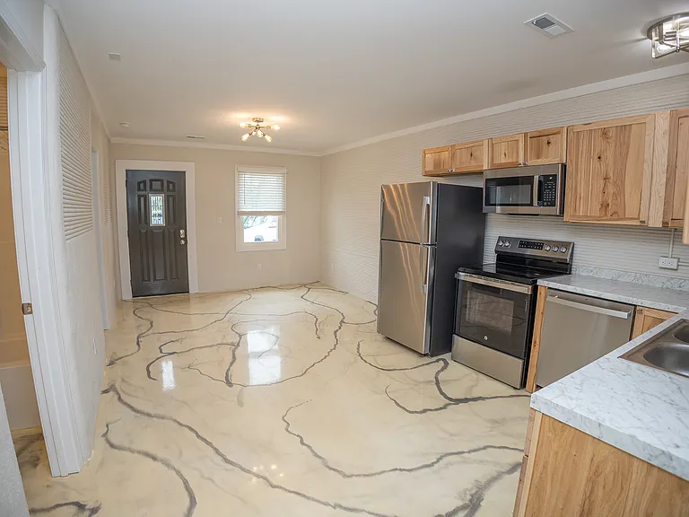120 Jefferson Rd #A — Photo 4