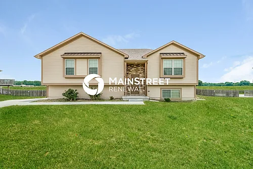 200 Golfview Dr Photo 1