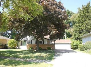 19210 Davinwood Dr, Cleveland, OH