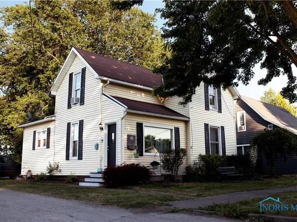15 S Commercial St, Leipsic, OH 45856