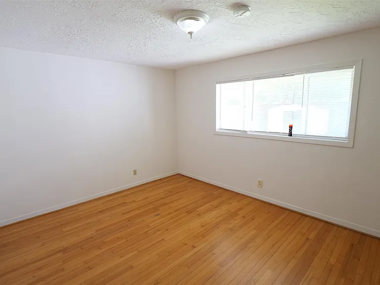 5231 Beechnut St — Photo 31