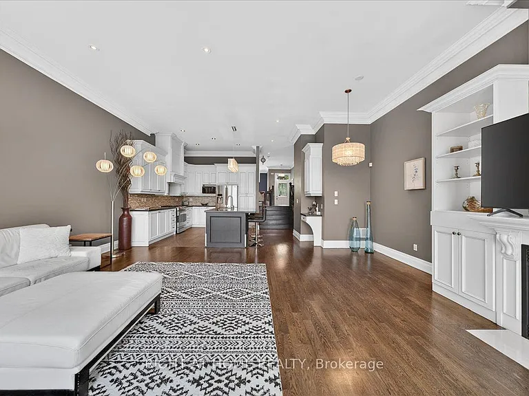 91B Evans Ave — Photo 10