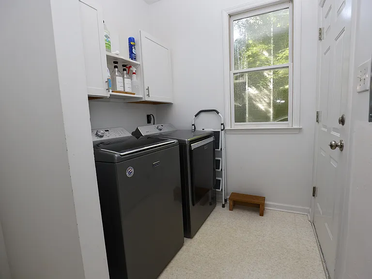 1539 Pathway Dr — Photo 40