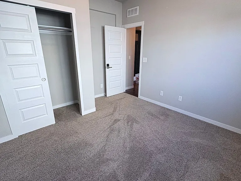 2302 Tabor St — Photo 13