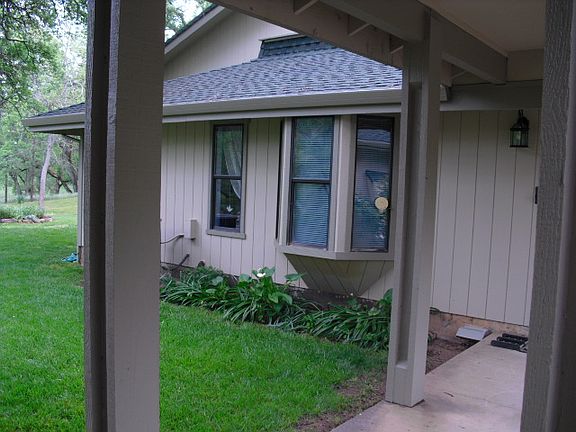 3rd image of 18210 Burke Dr