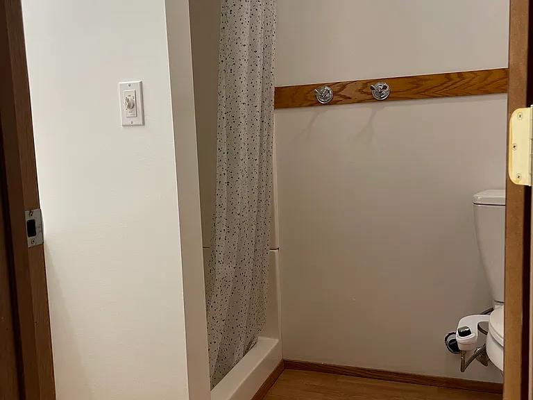 2nd bathroom