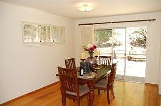 4th image of 3808 Vineyard Dr
