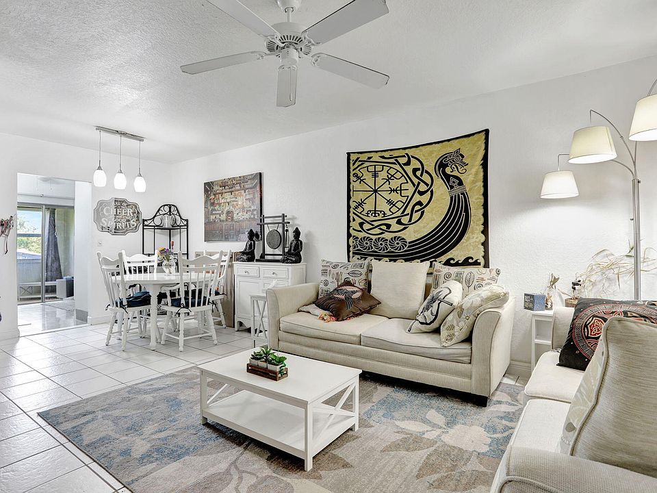1st image of 461 NW 76th Avenue #205