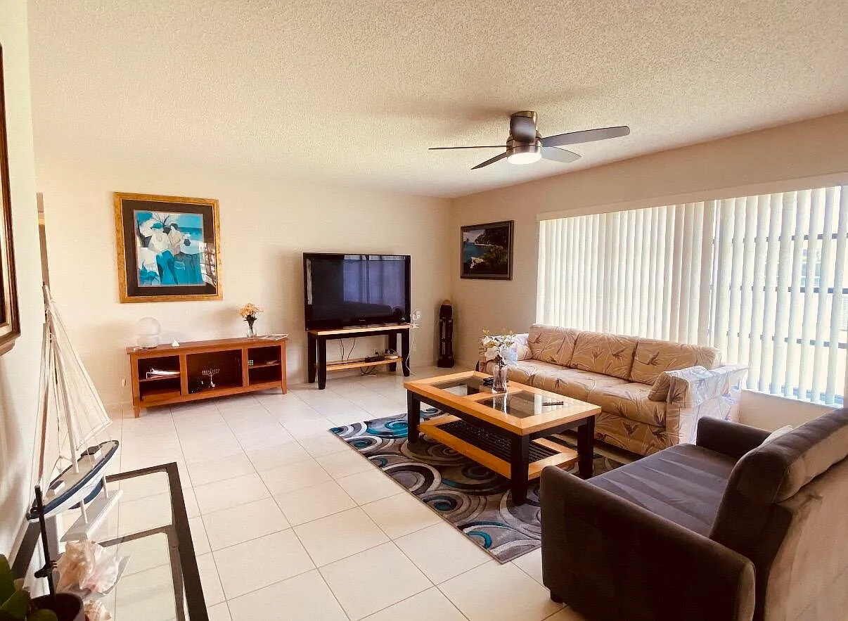 2 bed, 2.0 bath, 1186 sqft, $2,500 — Photo 3