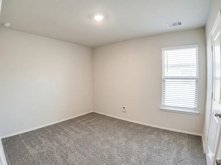 8606 Brahma Plains Rd — Photo 6