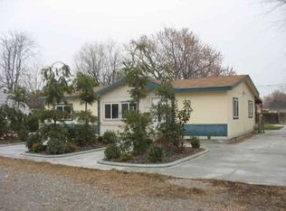 1408 W 3rd Ave, Kennewick, WA 99336