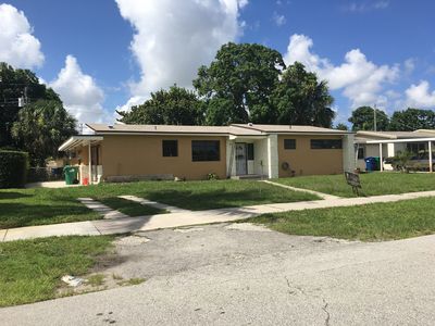 2001 NW 185th Ter, Miami Gardens, FL, 33056