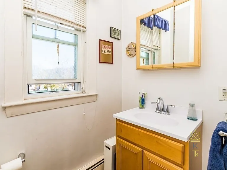 155 Alder St #1 — Photo 6