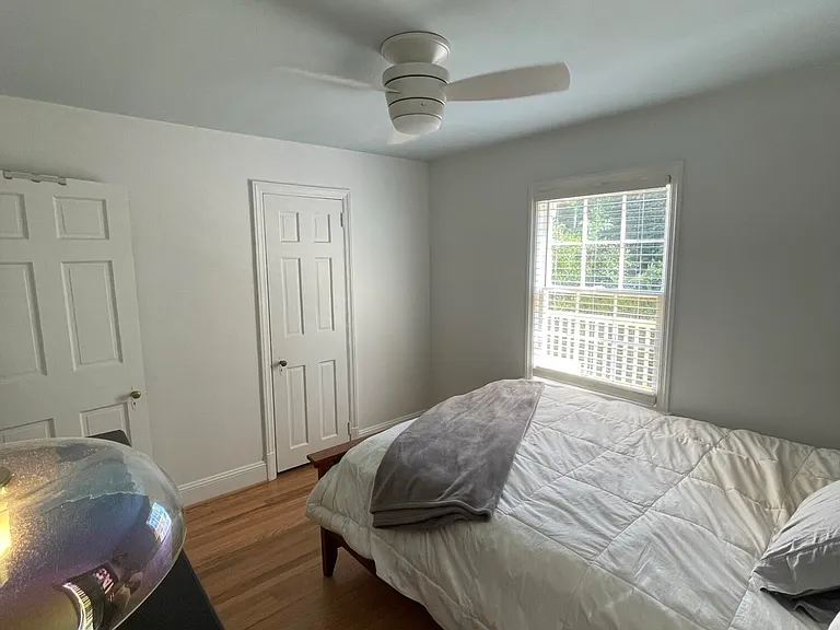 1009 Canterbury Rd — Photo 9