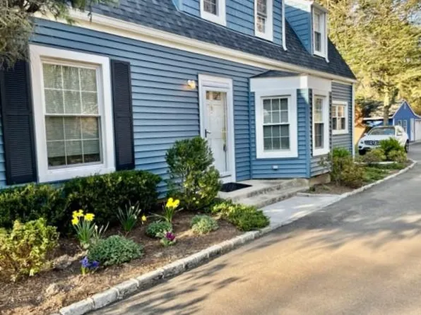 14 Broadway Floor 1, Greenlawn, NY 11740