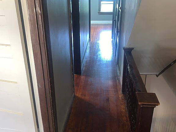 3rd image of 950 Harvard Blvd
