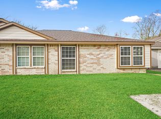 22527 Tree House Ln, Spring, TX 77373