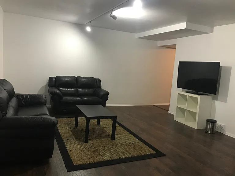 3930 S Yosemite St — Photo 3