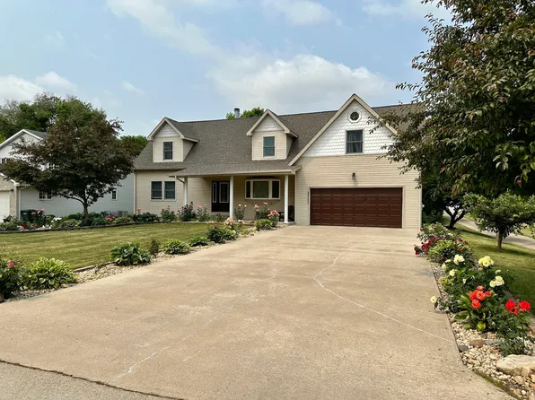 24762 S Elsie St, Channahon, IL 60410