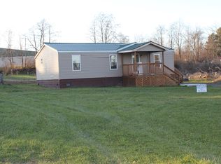 25 Brown St, Craigsville, WV 26205