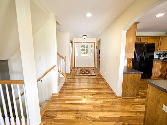 3rd image of 6917 S Carmel Dr