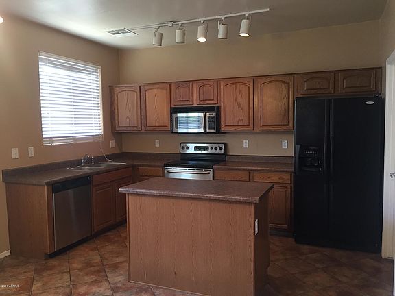 3rd image of 14944 N 174th Dr