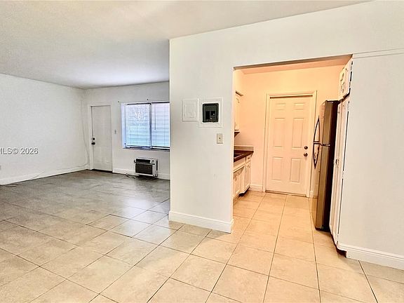 2nd image of 1955 Normandy Dr APT 2