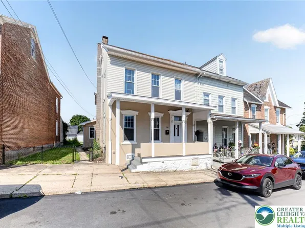 28 S 5th St, Emmaus, PA 18049