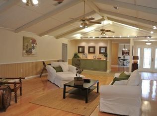 1233 Crossbow Dr, Baton Rouge, LA 70816