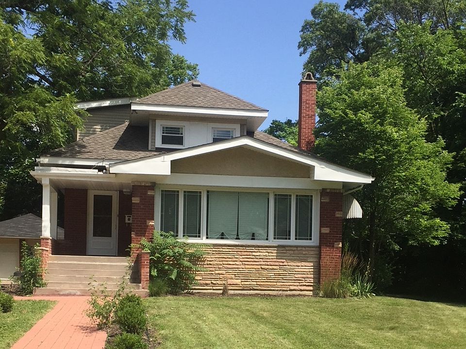 1st image of 2621 Park Dr