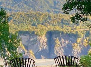 13183 N Glenn Hwy, Sutton, AK 99674