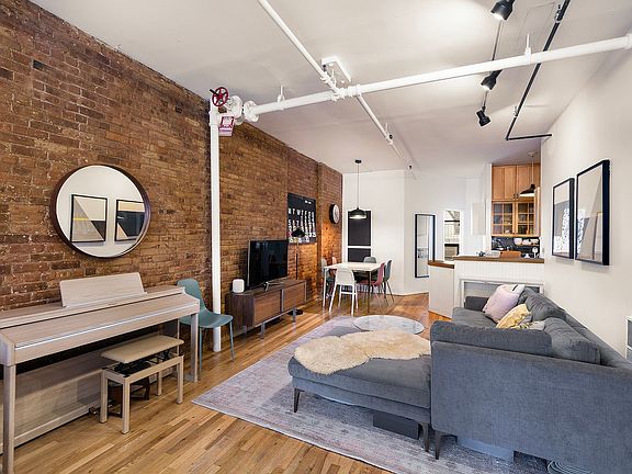 4th image of 460 Broadway APT 3S