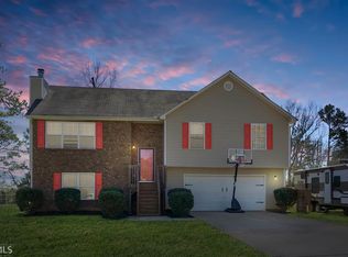 216 Hyannis Dr, Jackson, GA 30233