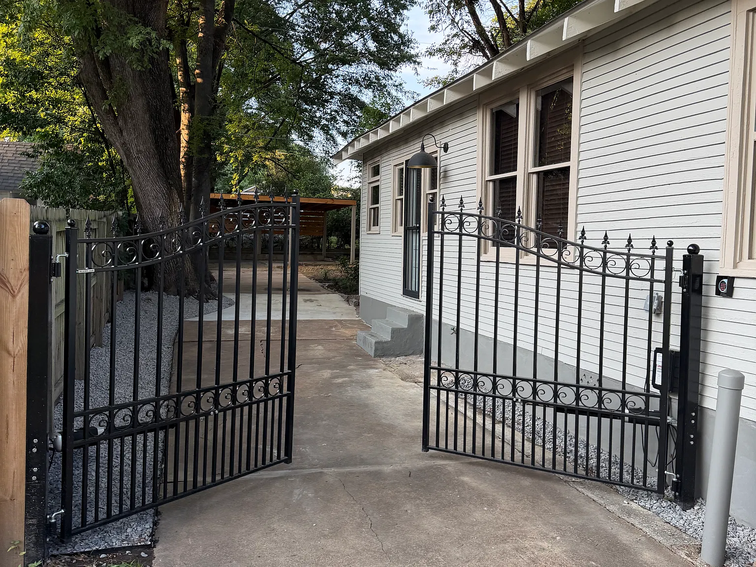 3 bed, 1589 sqft, $2,450 — Photo 3