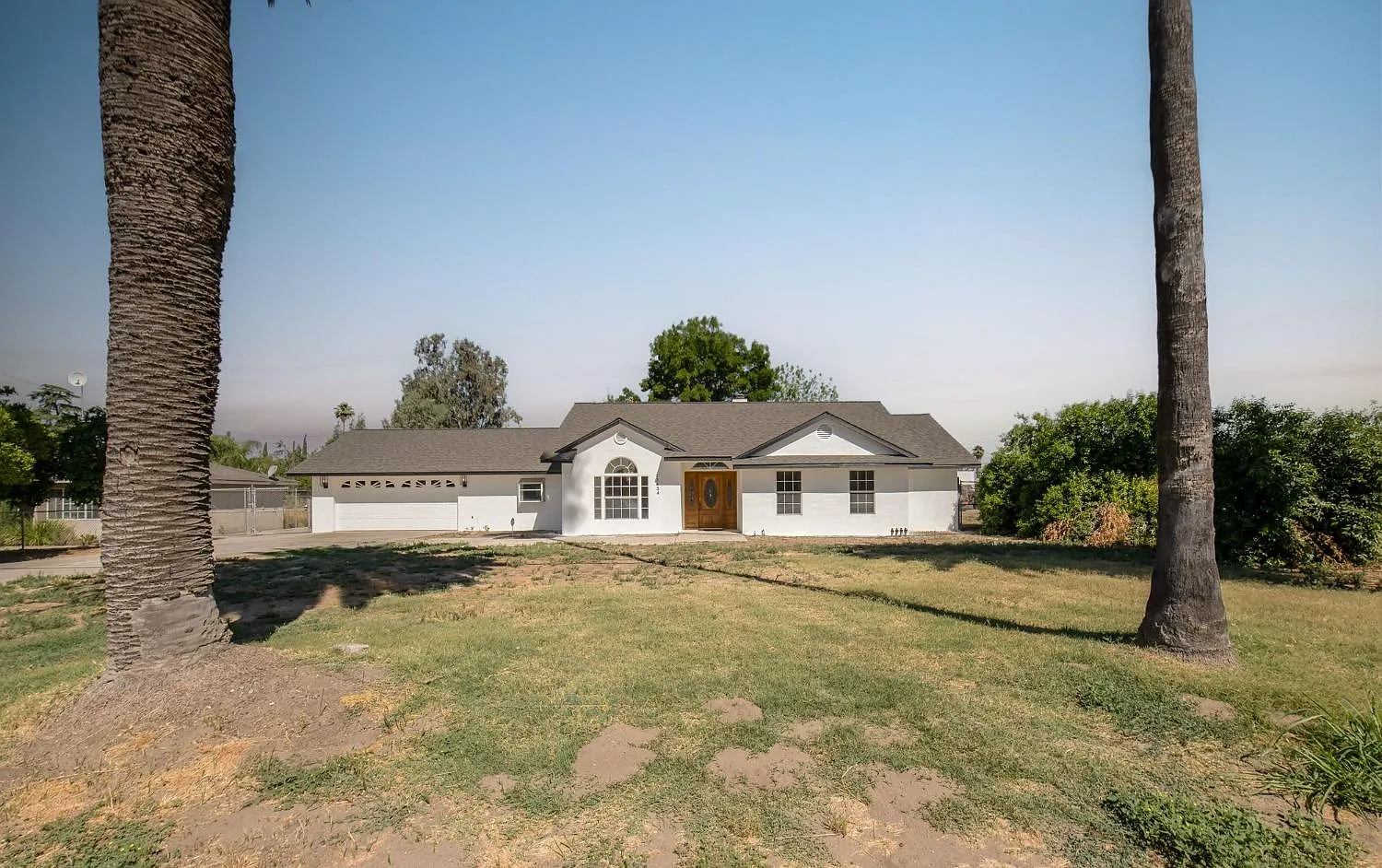 23434 Robertson Blvd photo 1