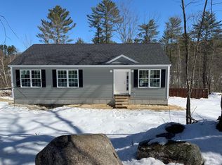 1061 Broad Cove Rd, Hopkinton, NH 03229