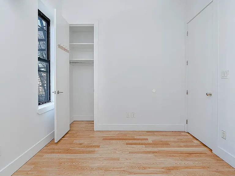 1143 Greene Ave #2R — Photo 3