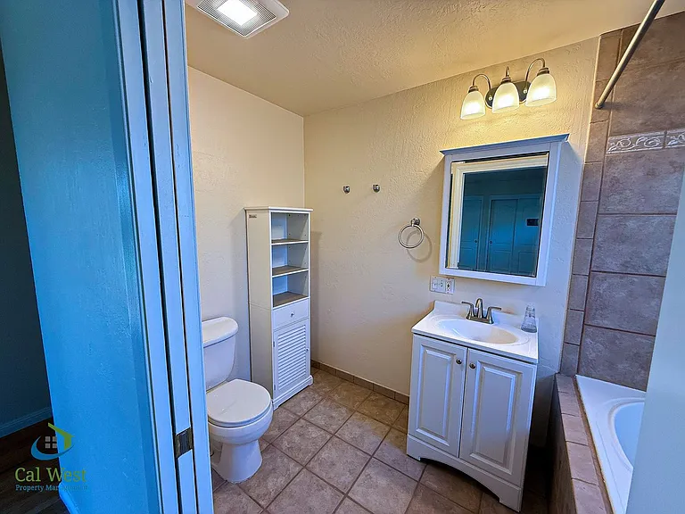 5331 Rimwood Dr — Photo 40