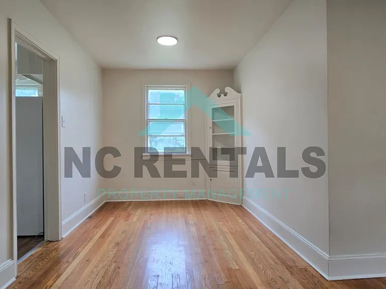 141 Marthas Ln — Photo 7