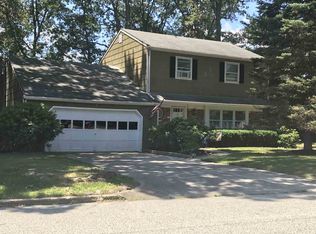 7 Cordova Dr, Absecon, NJ 08201