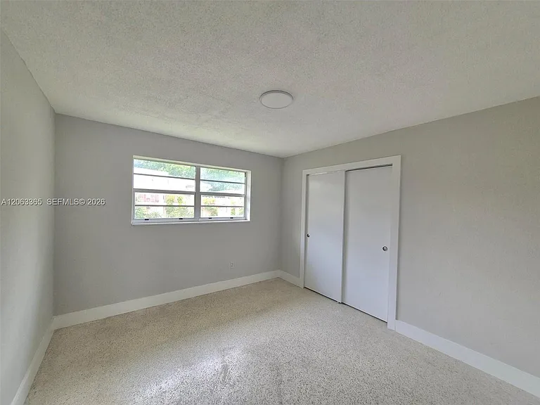 1715 SW 4th St #1717 — Photo 13