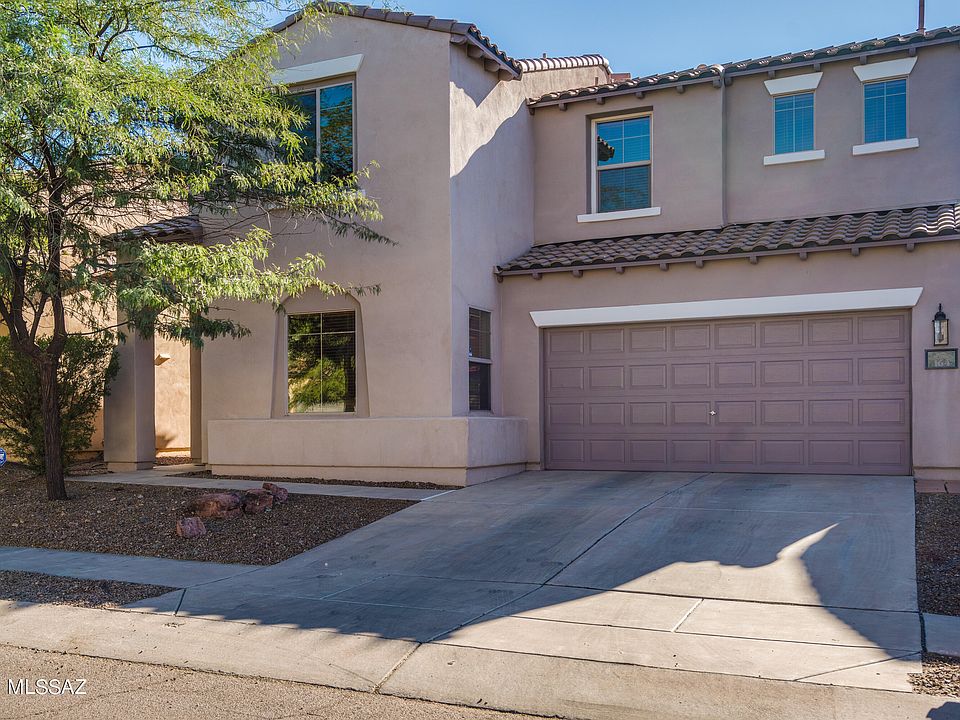1st image of 164 E Camino Limon Verde