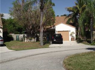 3 Whitehall Way, Boynton Beach, FL 33436