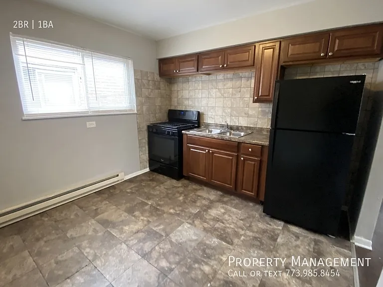 7218 Park Ave #3 — Photo 3