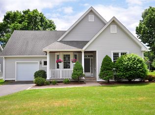 511 Hawthorne Ln UNIT 511, Windsor, CT 06095