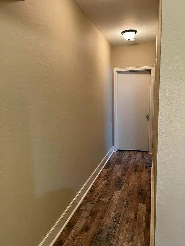 2 bed, 1100 sqft, $1,700 — Photo 4