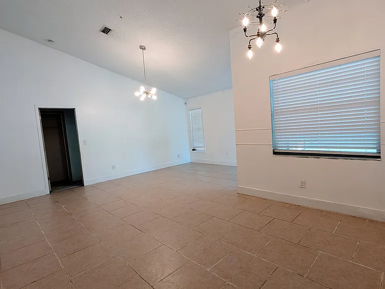 12020 Fruitwood Dr — Photo 22