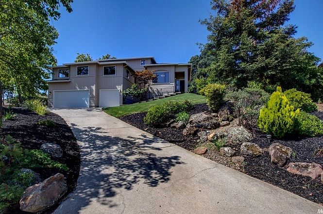 1st image of 399 Platt Cir